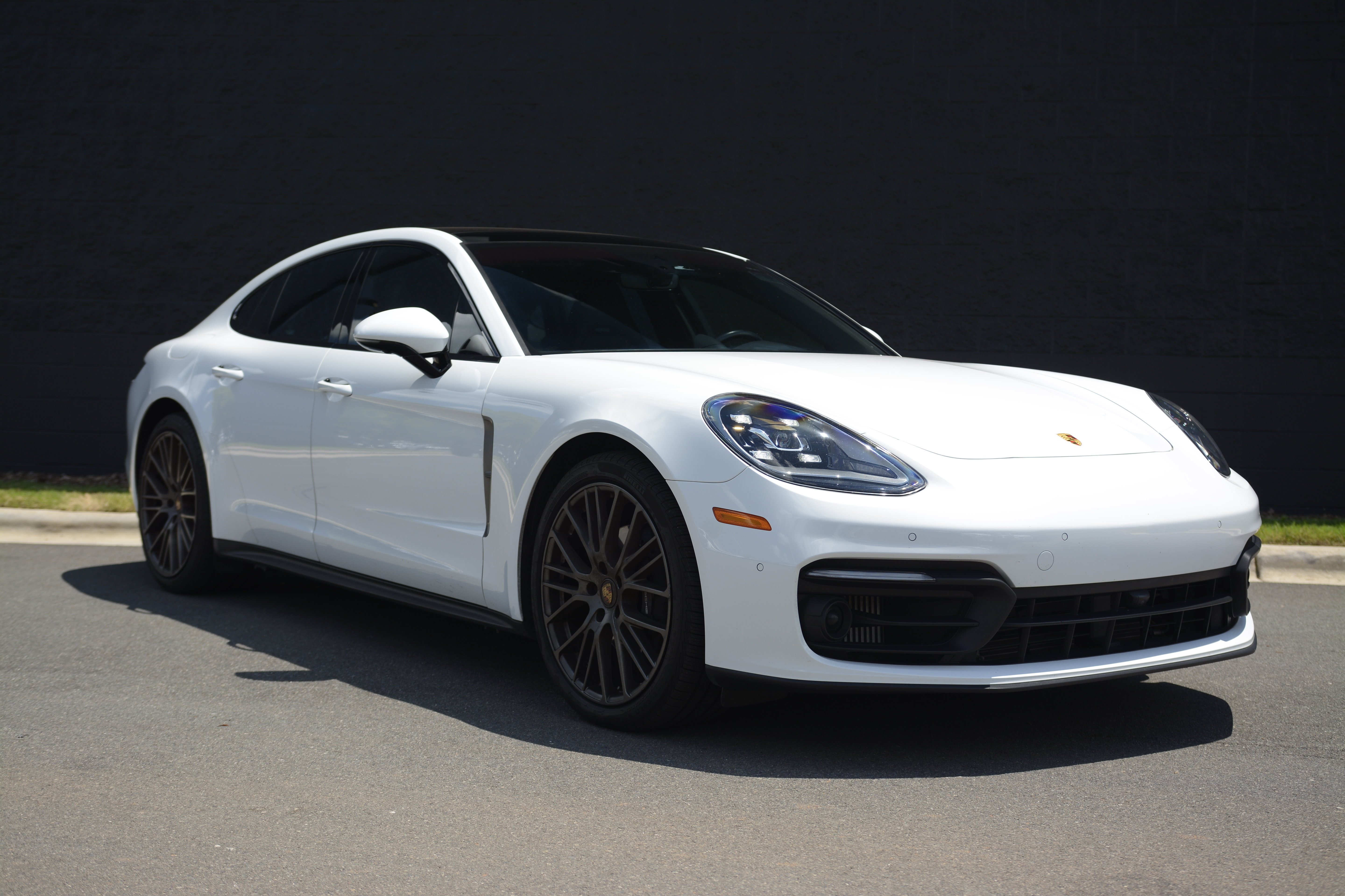 Certified 2023 Porsche Panamera Platinum Edition RWD image 9