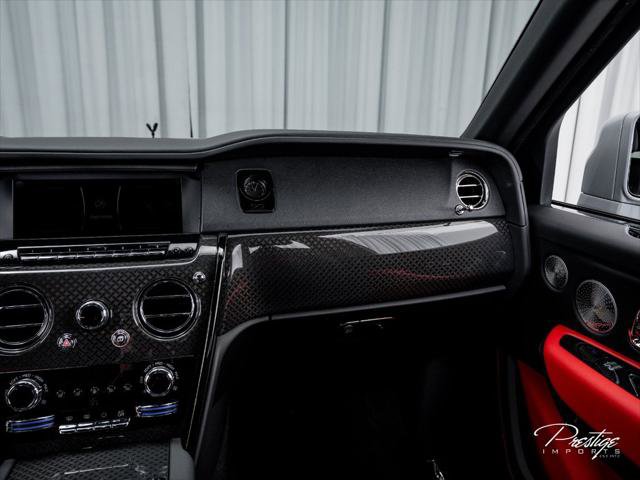 Used 2024 Rolls-Royce Cullinan Black Badge AWD/4WD image 34
