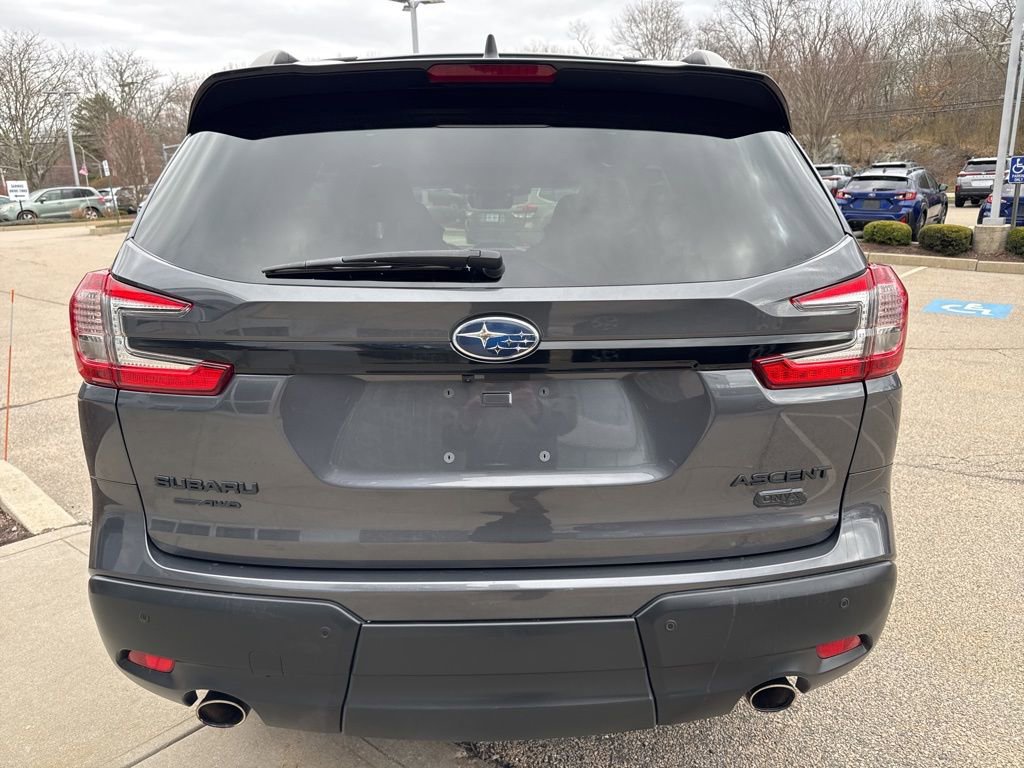 Used 2023 Subaru Ascent Onyx Edition Limited image 3