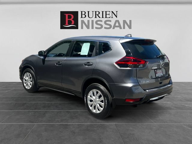 Used 2018 Nissan Rogue S AWD/4WD image 3
