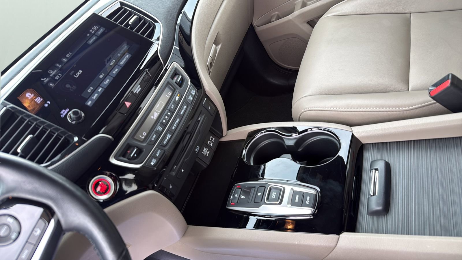 Used 2021 Honda Pilot Touring image 20