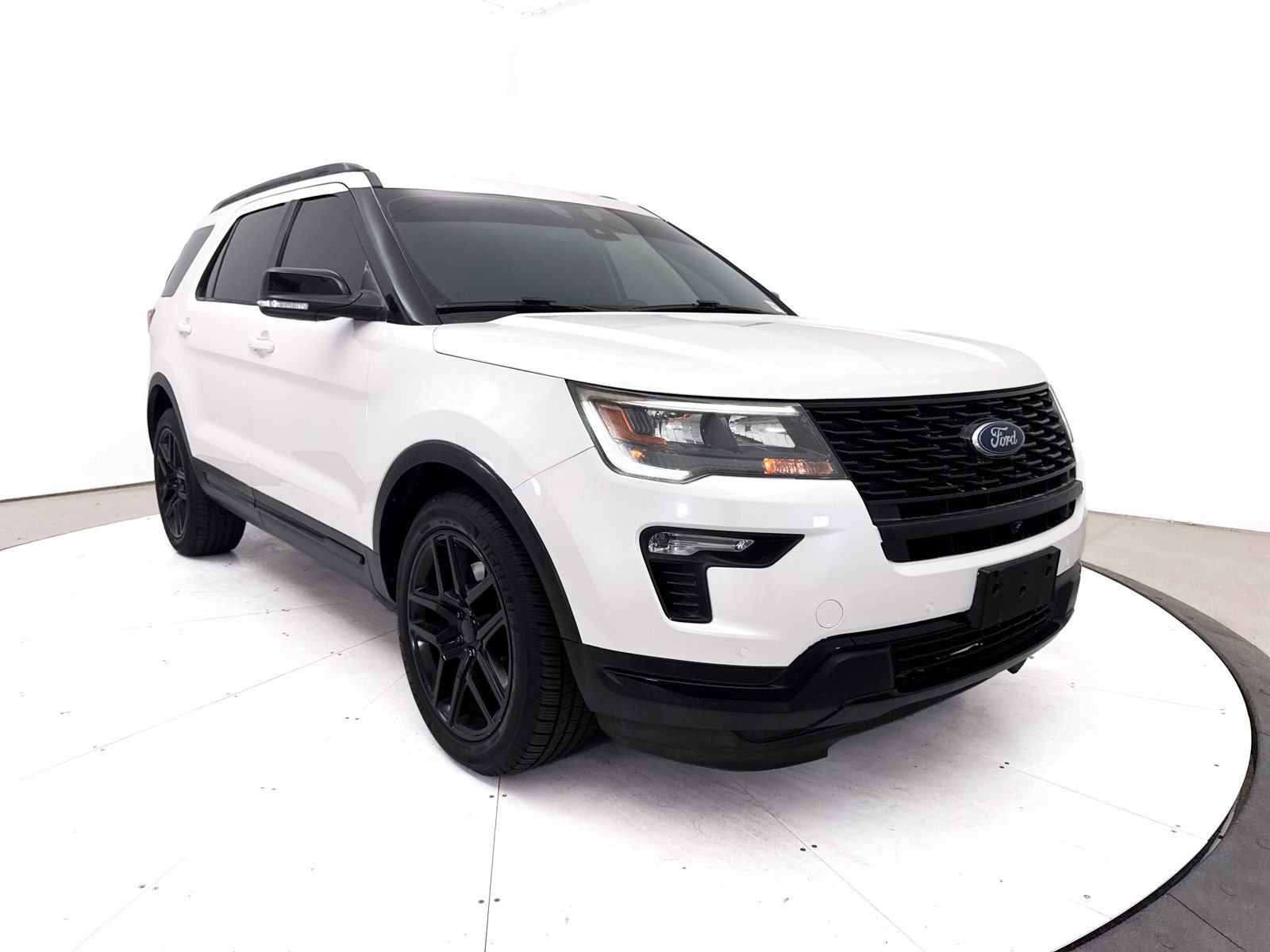Used 2019 Ford Explorer Sport w/ Equipment Group 401A AWD/4WD image 13