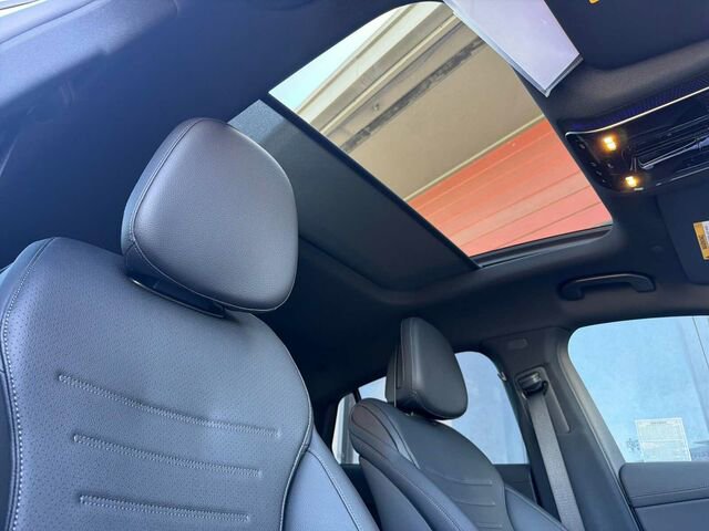 Certified 2025 Mercedes-Benz GLC 300 4MATIC w/ AMG Line image 21
