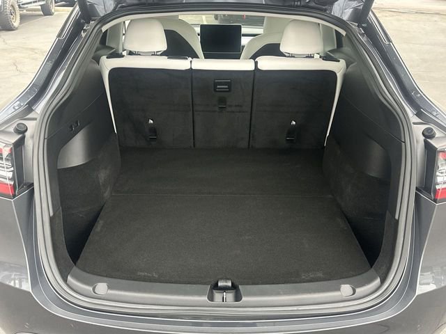 Used 2021 Tesla Model Y Long Range image 25
