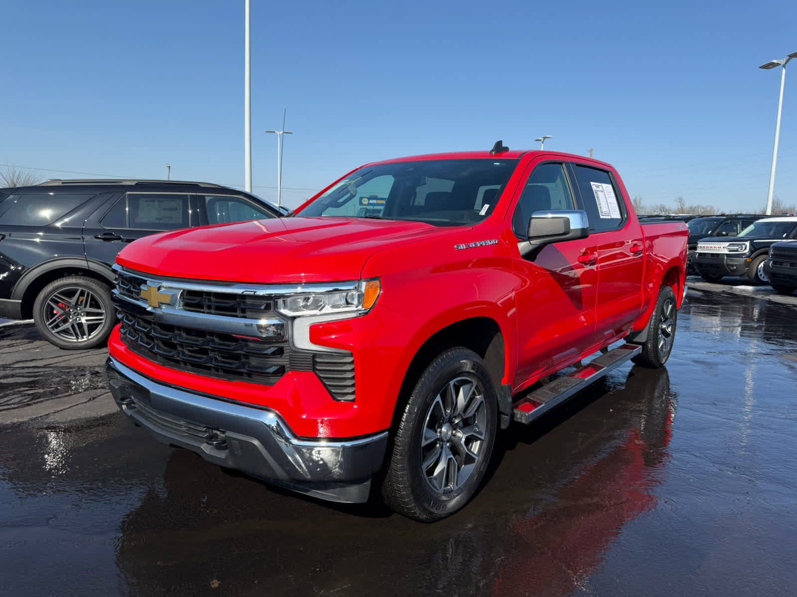 Used 2023 Chevrolet Silverado 1500 LT image 22