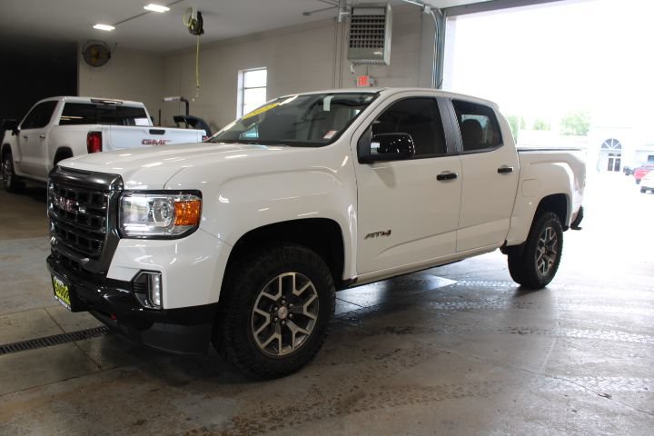 Used 2022 GMC Canyon AT4 w/ Trailering Package AWD/4WD image 4