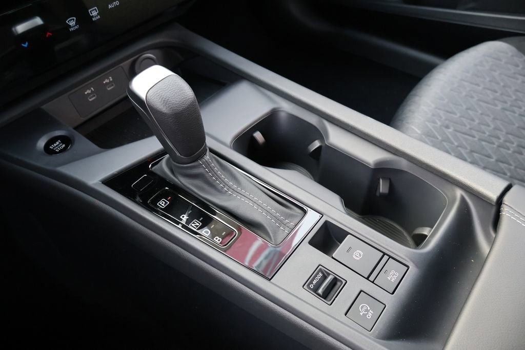New 2026 Nissan Sentra SV w/ Floor Mat Package FWD image 17