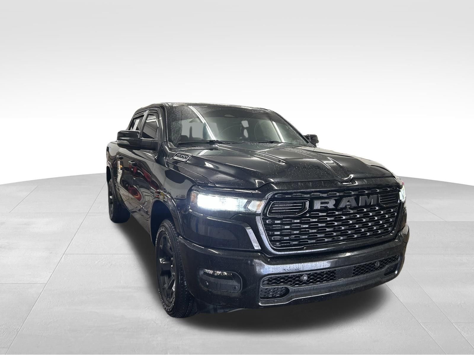 Used 2025 RAM 1500 Big Horn AWD/4WD image 8