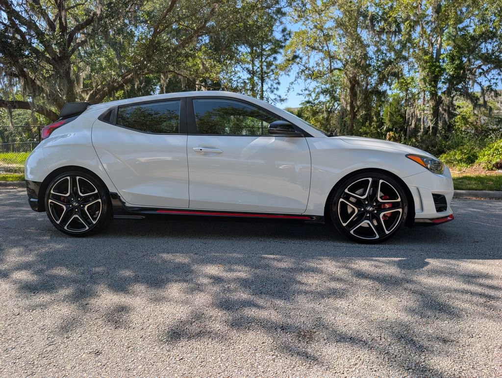 Used 2020 Hyundai Veloster N w/ Performance Package FWD image 9