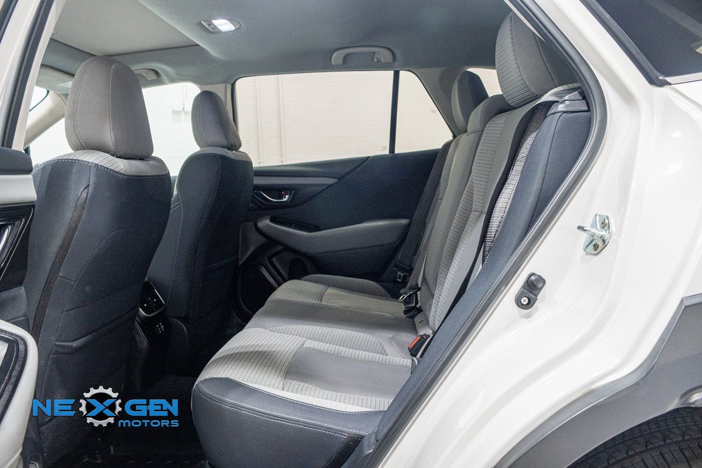 Used 2024 Subaru Outback Premium image 23