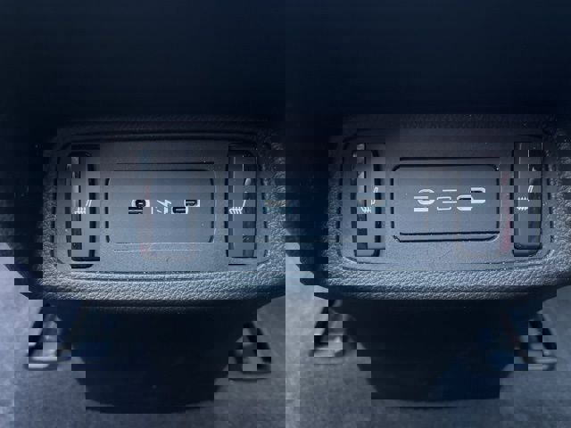 Used 2025 Acura RDX AWD w/ A-Spec & Advance Pkg image 16