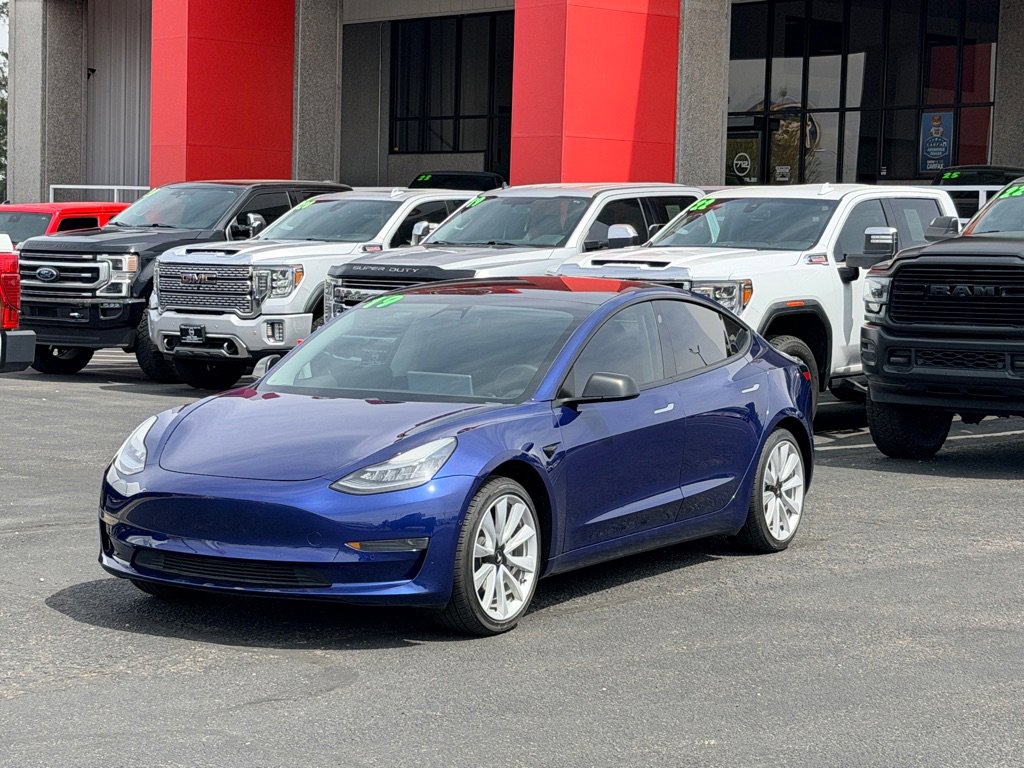Used 2019 Tesla Model 3 Standard Range image 1
