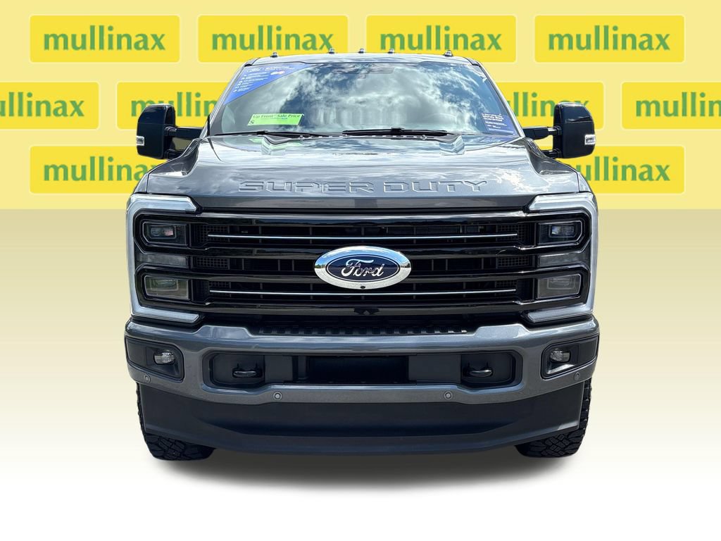 Certified 2025 Ford F250 Platinum w/ Tremor Off-Road Package AWD/4WD image 15