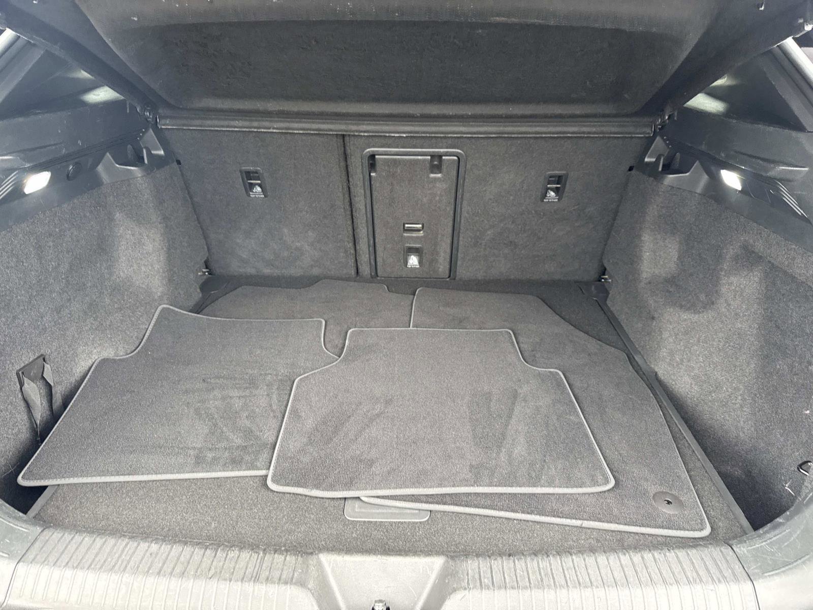 Certified 2021 Volkswagen ID.4 Pro S w/ ID.4 Protection Package (IPT) image 6