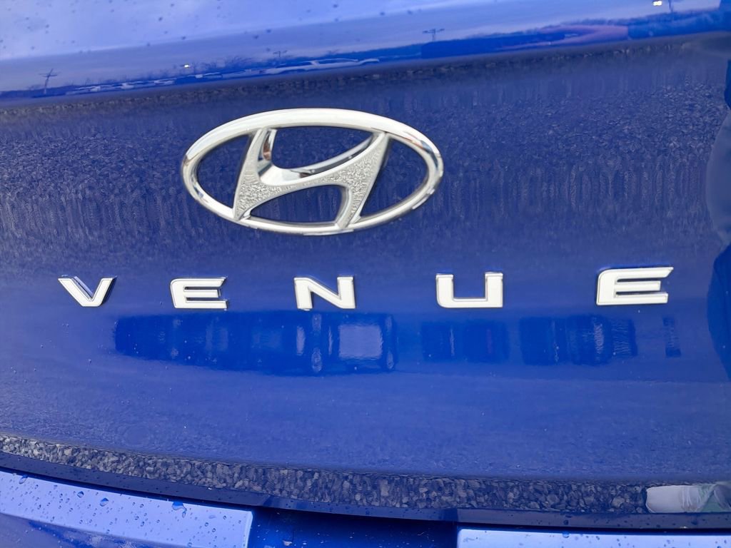 Certified 2024 Hyundai Venue Limited image 38