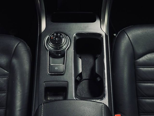 Used 2017 Ford Fusion SE w/ Fusion SE Technology Package image 29