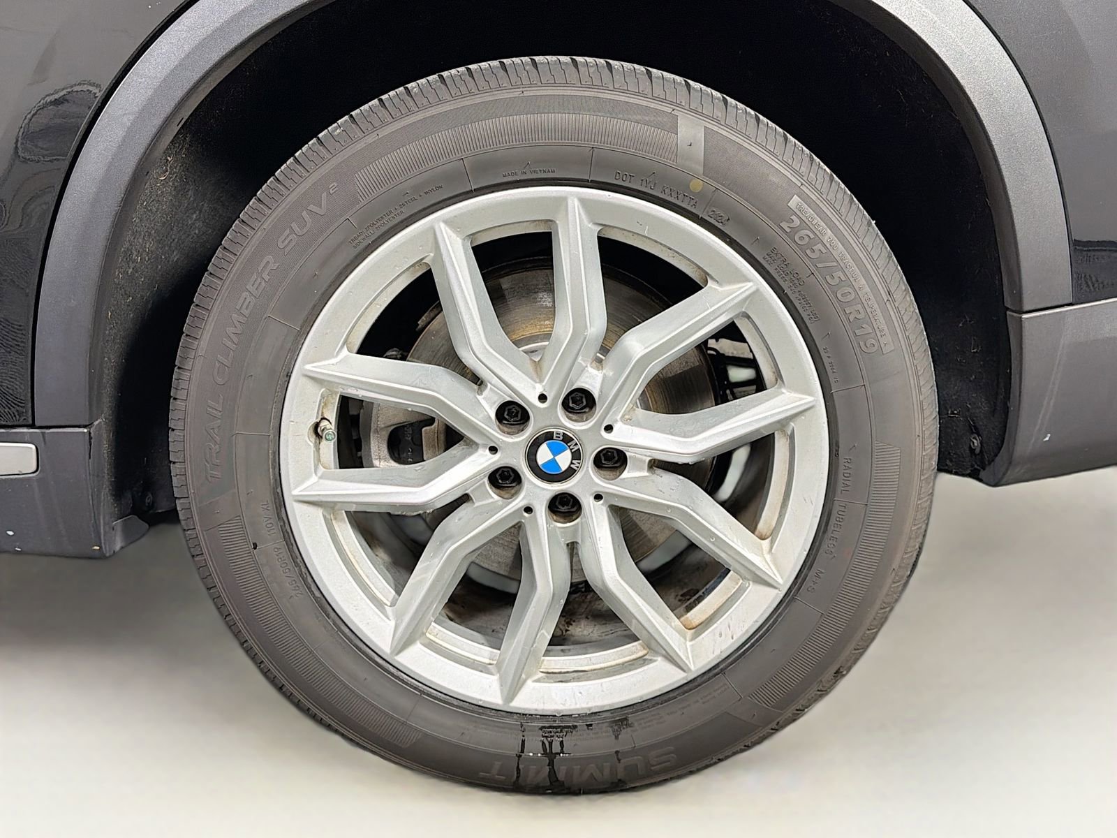 Used 2023 BMW X5 xDrive40i w/ Premium Package image 34