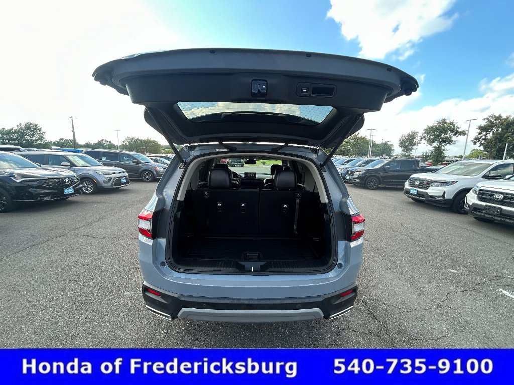 Certified 2024 Honda Pilot Touring image 12
