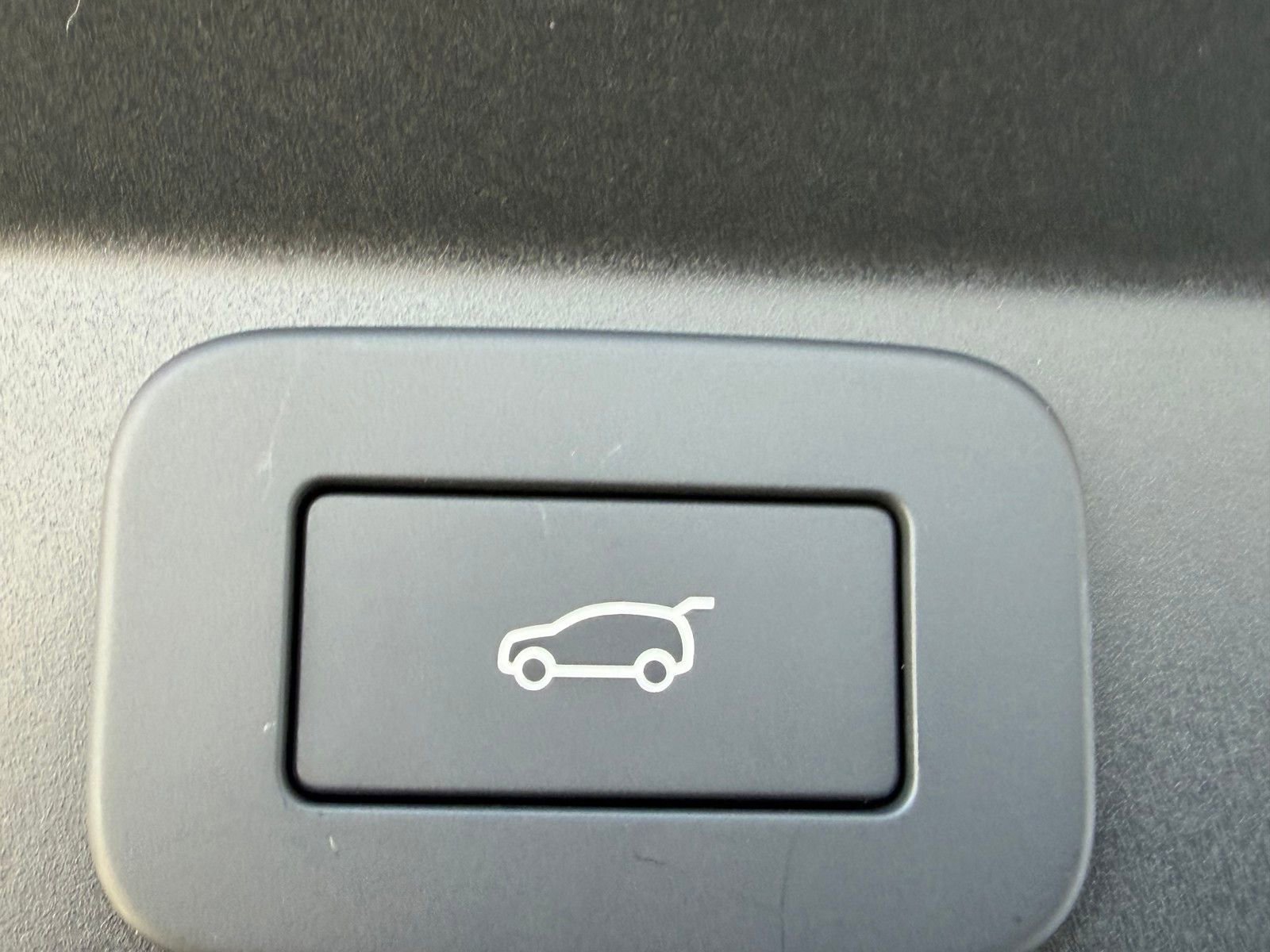 New 2026 Land Rover Range Rover Sport Autobiography AWD/4WD image 36