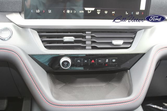 New 2026 Ford Explorer ST-Line w/ ST-Line Street Pack RWD image 14