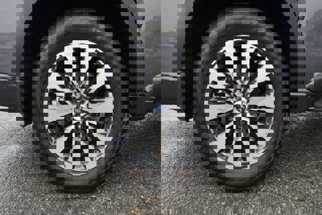 Certified 2025 Subaru Outback Limited w/ Popular Package #2 image 41