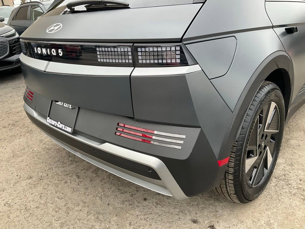 Used 2025 Hyundai Ioniq 5 SEL image 76