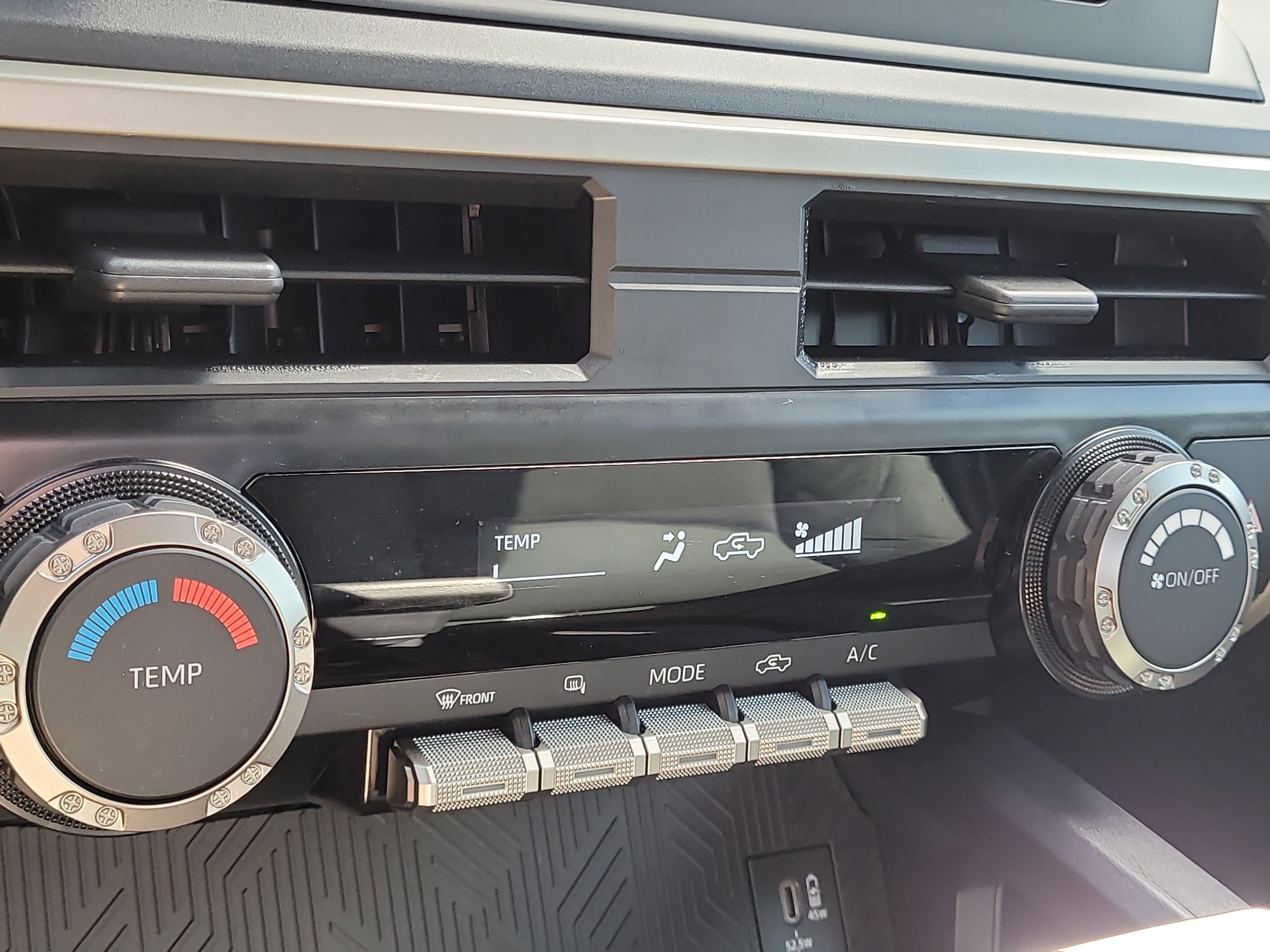 Used 2025 Toyota Tacoma SR RWD image 20