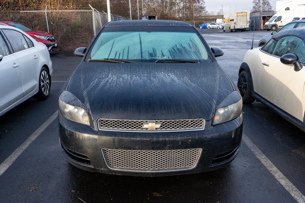Used 2015 Chevrolet Impala LT w/ LT Sunroof Package image 2