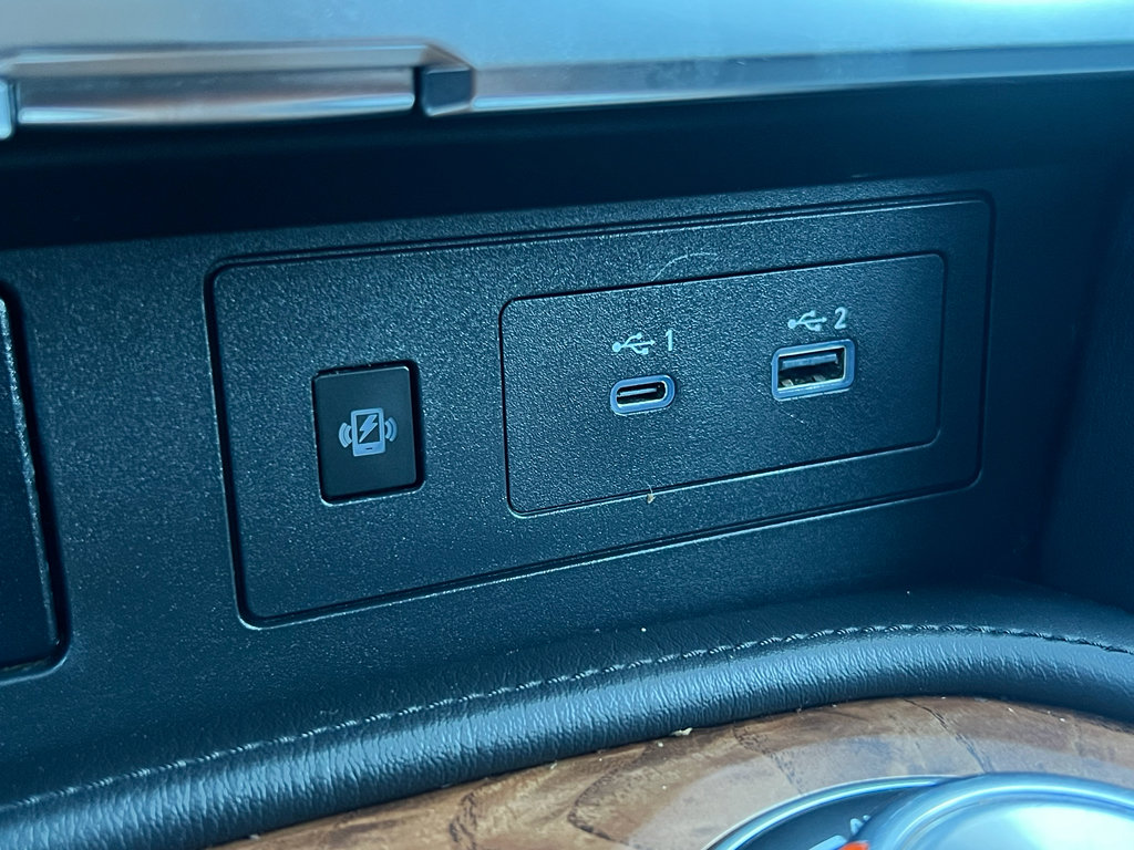 Used 2023 Nissan Armada SL image 28