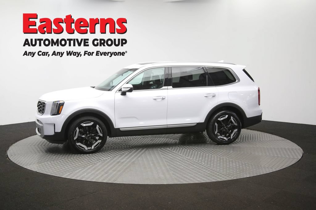 Used 2025 Kia Telluride S FWD image 63