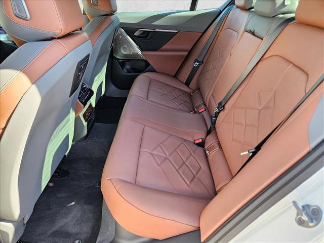 New 2026 BMW i5 eDrive40 w/ M Sport Package image 15