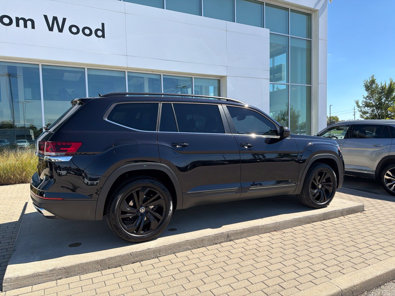 Certified 2023 Volkswagen Atlas SE AWD/4WD image 54