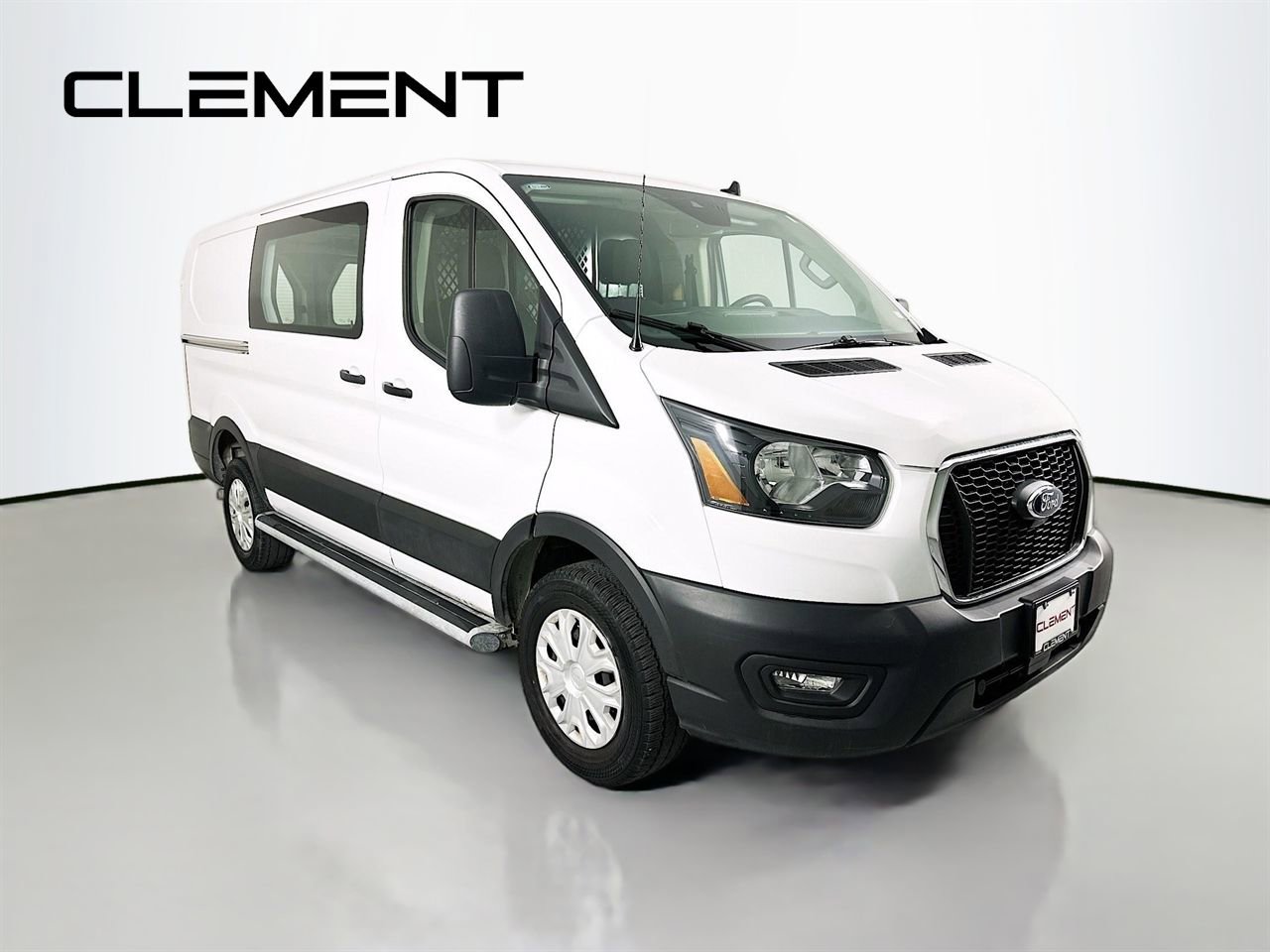 Used 2024 Ford Transit 250 Low Roof w/ Exterior Upgrade Package image 5