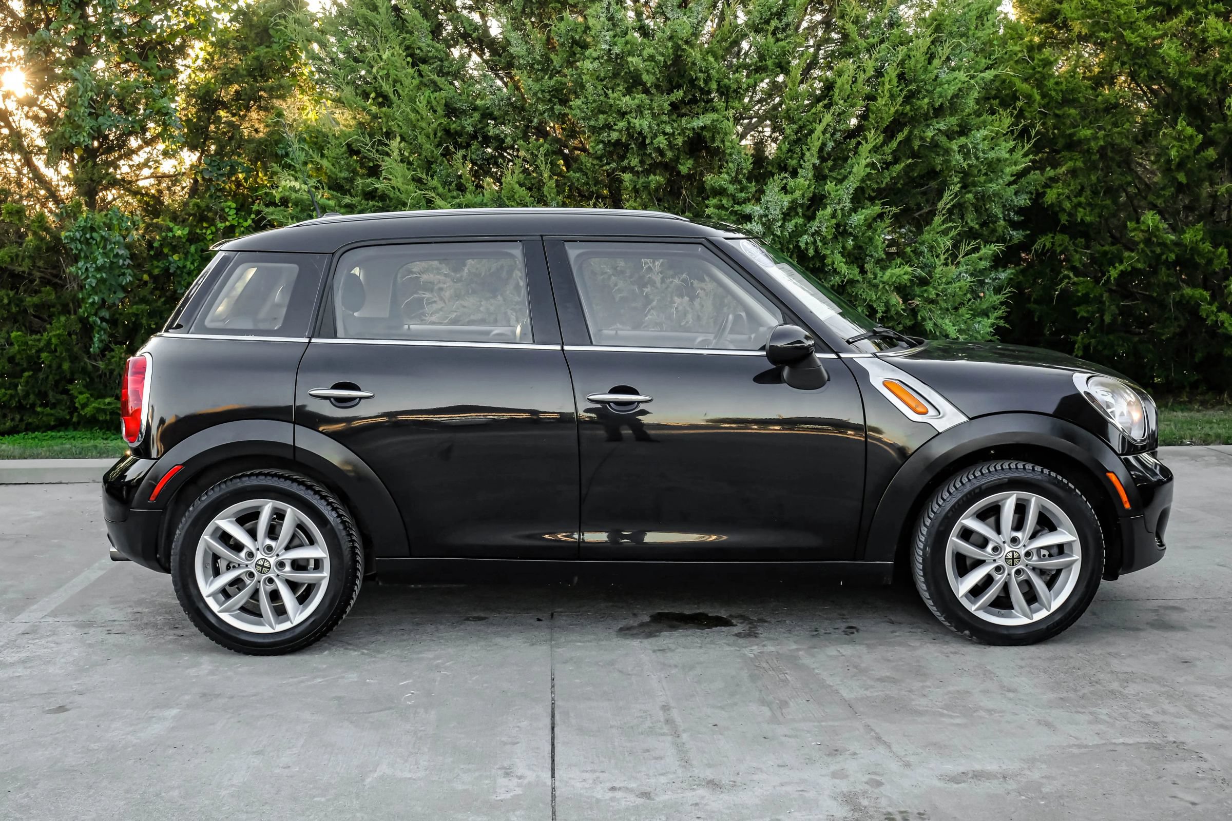 Used 2014 MINI Cooper Countryman FWD image 7