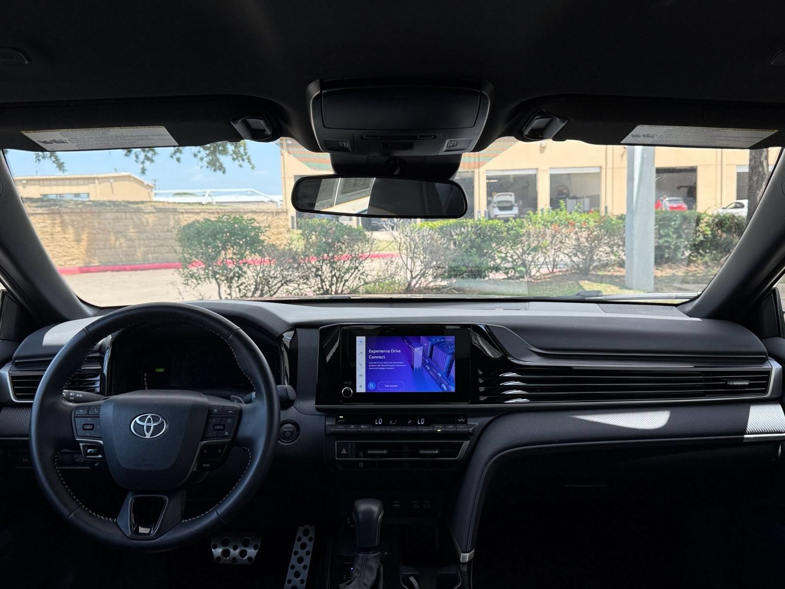 Used 2026 Toyota Camry SE FWD image 33