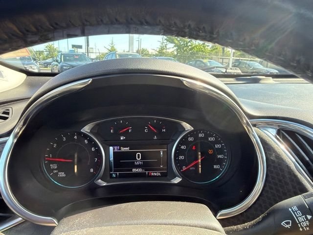 Used 2018 Chevrolet Malibu LT FWD image 39