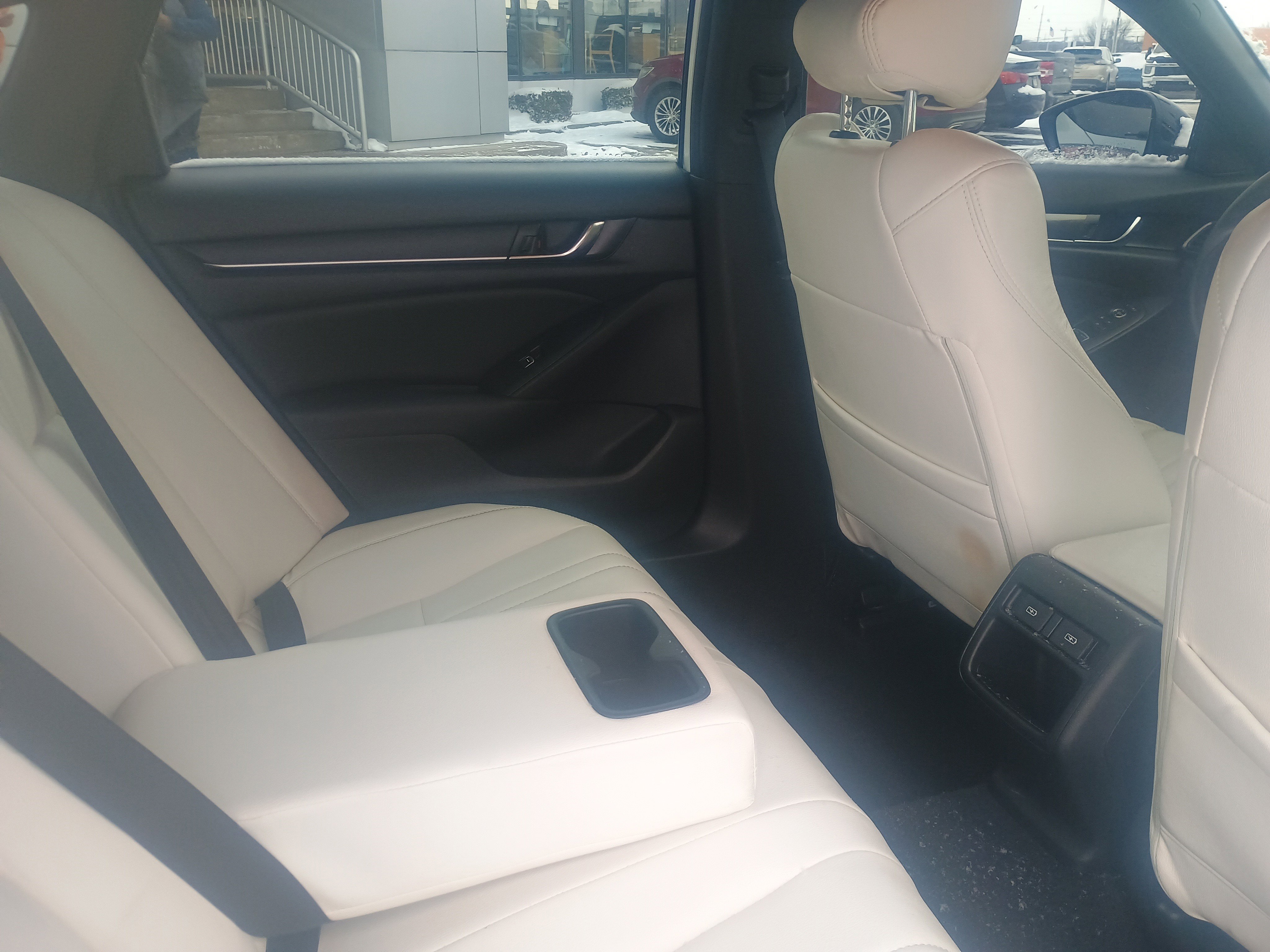 Used 2022 Honda Accord Sport image 12