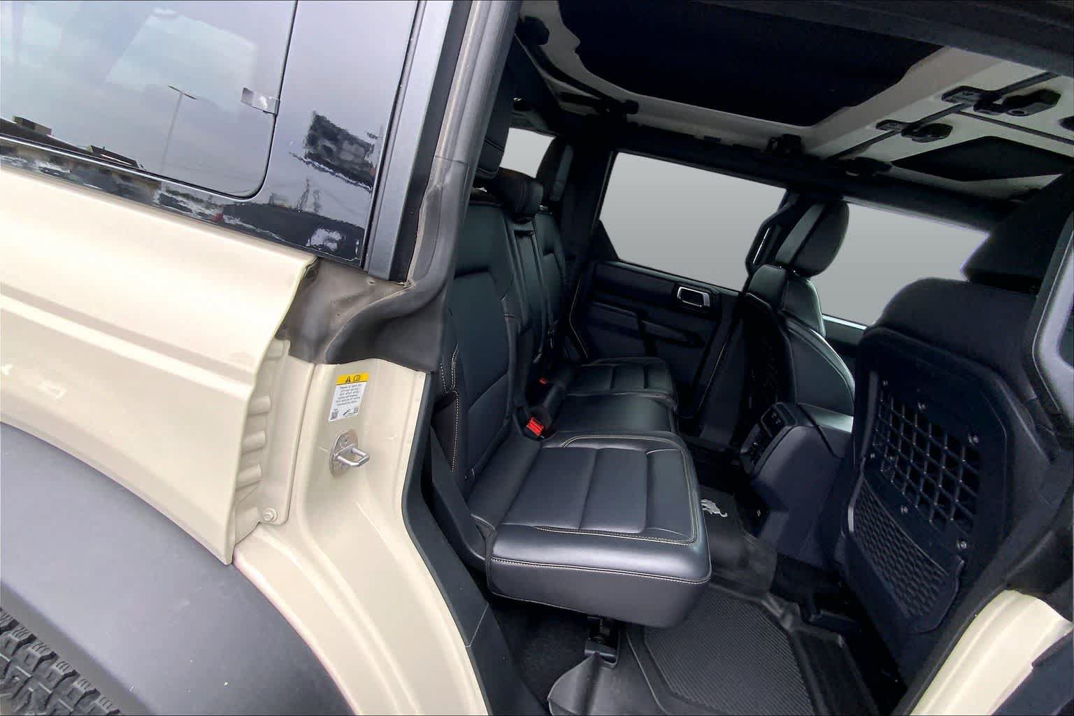Certified 2025 Ford Bronco Badlands AWD/4WD image 19