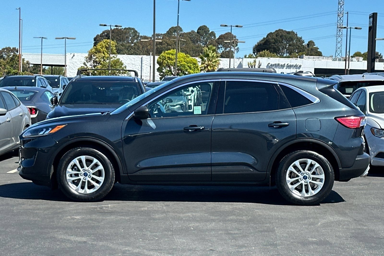 Certified 2022 Ford Escape SE w/ Convenience Package FWD image 10