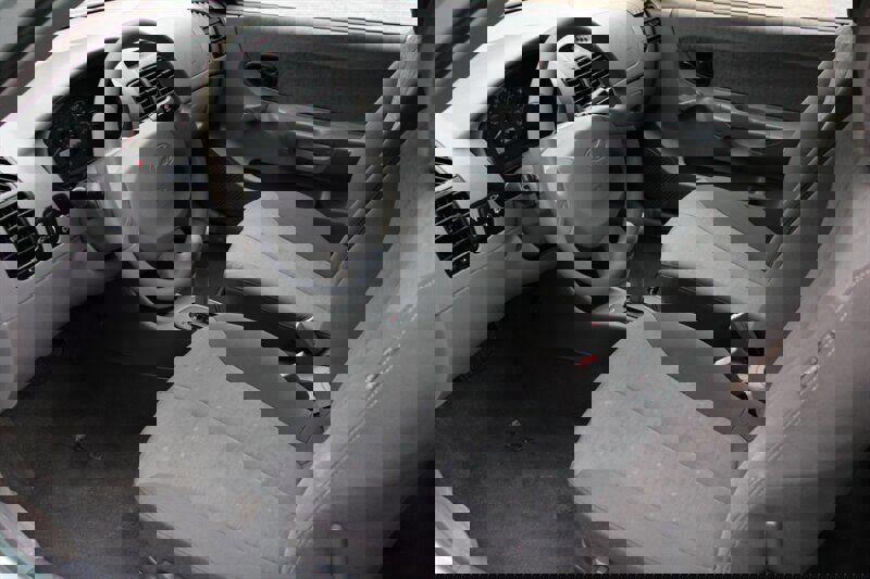 Used 2004 Hyundai Accent GL image 5