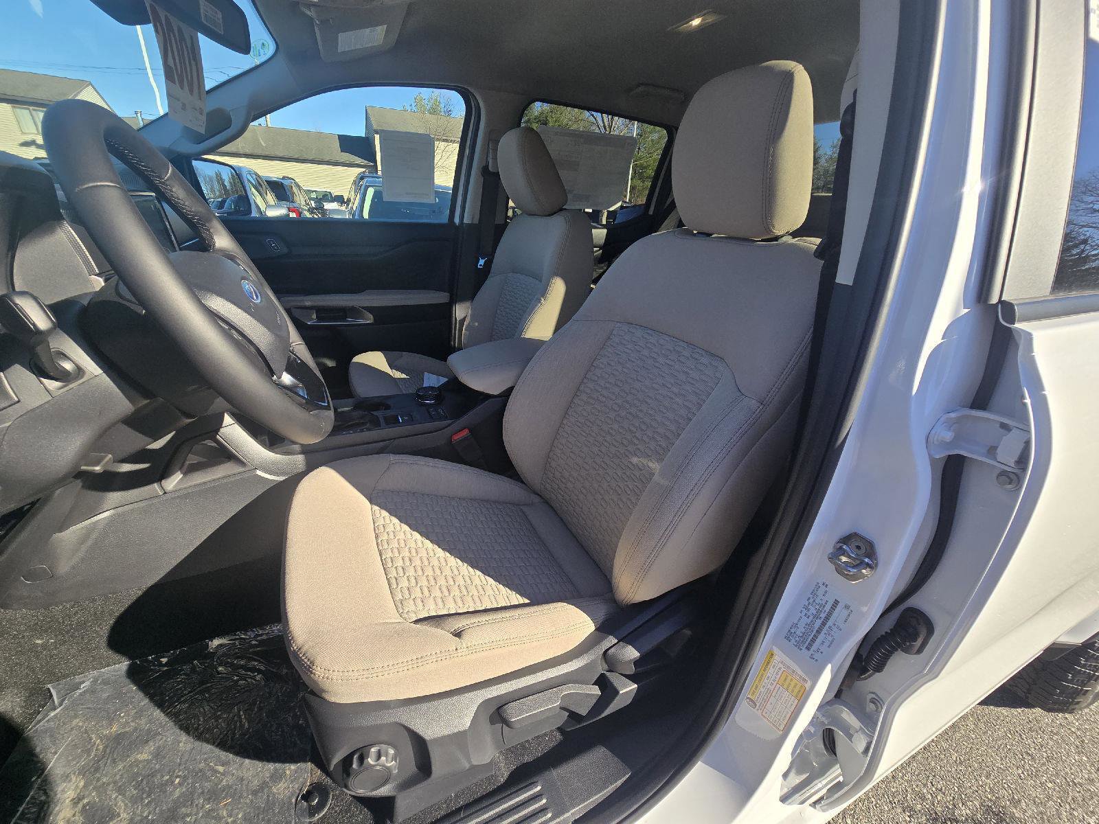 New 2025 Ford Ranger XLT w/ FX4 Off-Road Package image 14