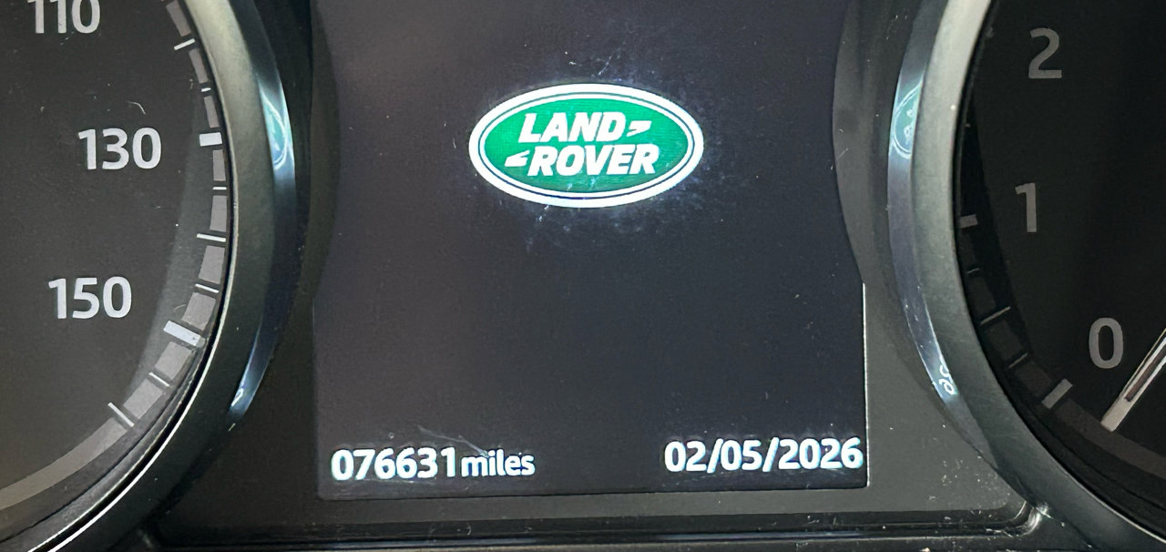 Used 2018 Land Rover Discovery Sport SE image 13