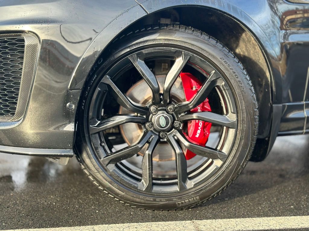 Used 2022 Land Rover Range Rover Sport SVR image 2