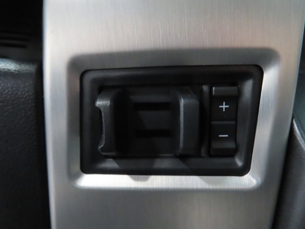 Used 2017 Ford F450 Platinum w/ Platinum Ultimate Package AWD/4WD image 51