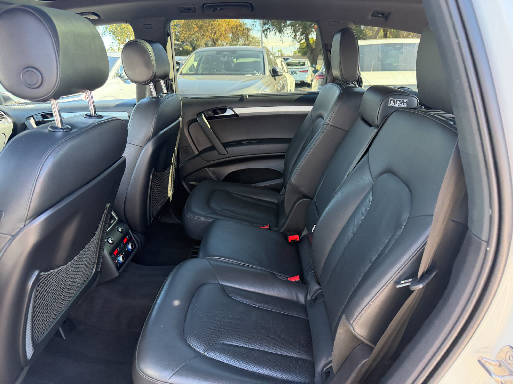 Used 2015 Audi Q7 3.0T S line Prestige w/ Towing Package AWD/4WD image 27