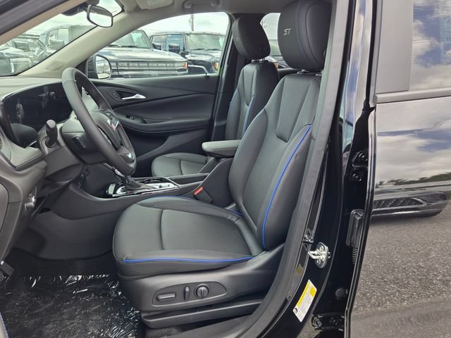 New 2026 Buick Encore GX Sport Touring w/ Comfort Package AWD/4WD image 12