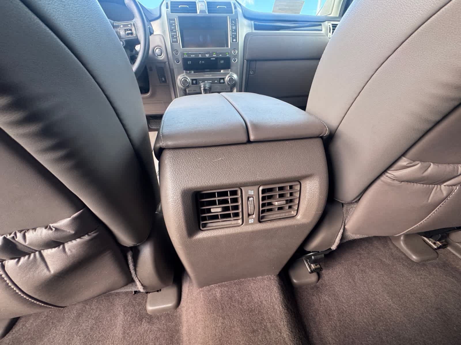 Used 2017 Lexus GX 460 w/ Navigation Package AWD/4WD image 16