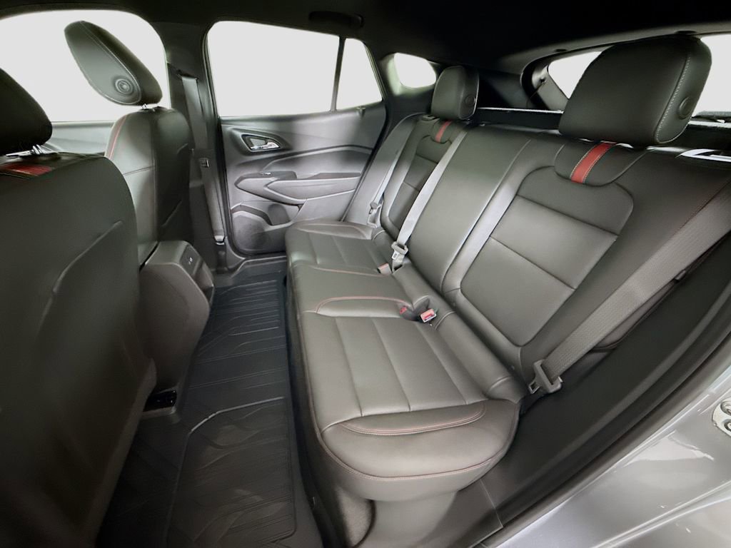 New 2026 Chevrolet Trax RS w/ Sunroof Package image 23