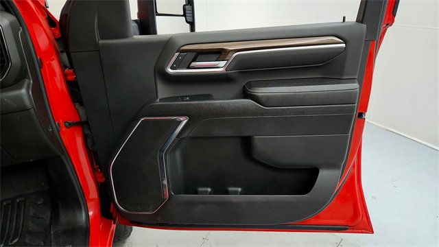 Used 2024 Chevrolet Silverado 2500 LT image 23