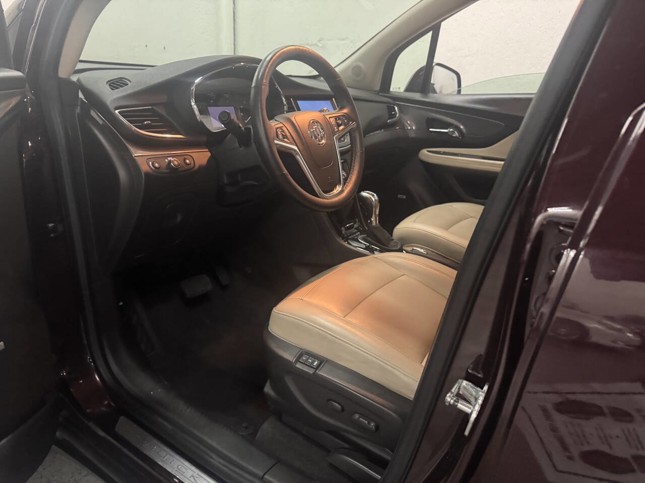 Used 2017 Buick Encore Premium w/ Experience Buick Package image 12